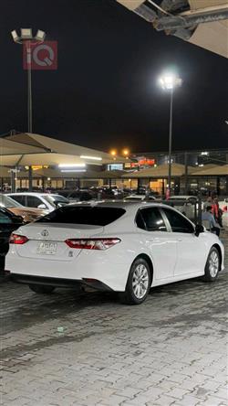 تۆیۆتا کامری